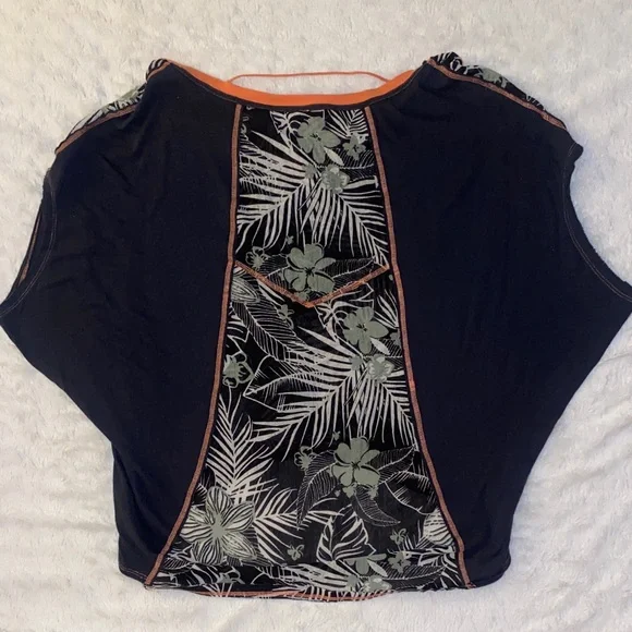 We The Free Black Green & Orange Floral Flowy Short Sleeve Top - Picture 6 of 6
